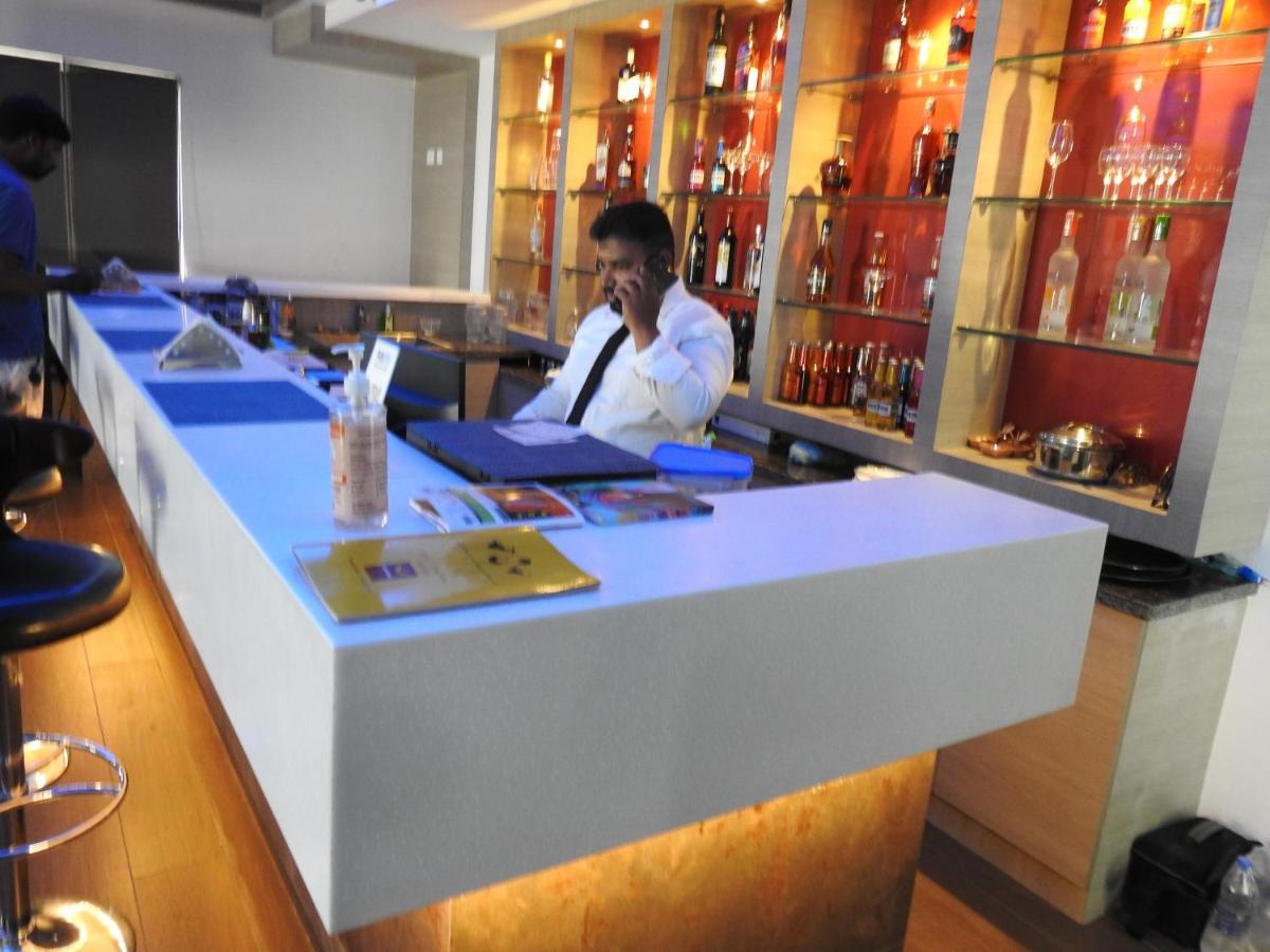 Hotel Annamalai Bahur Екстер'єр фото
